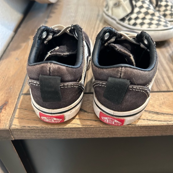 Toddler vans size 6 (3 pairs) - Picture 4 of 6